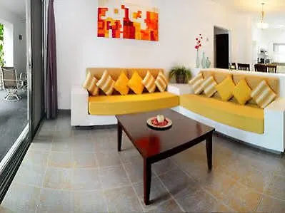 D'Angelos Luxury Condos Playa del Carmen 3*,